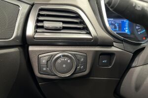 FORD Mondeo esikatselu 27