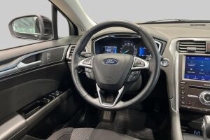 FORD Mondeo esikatselu 30