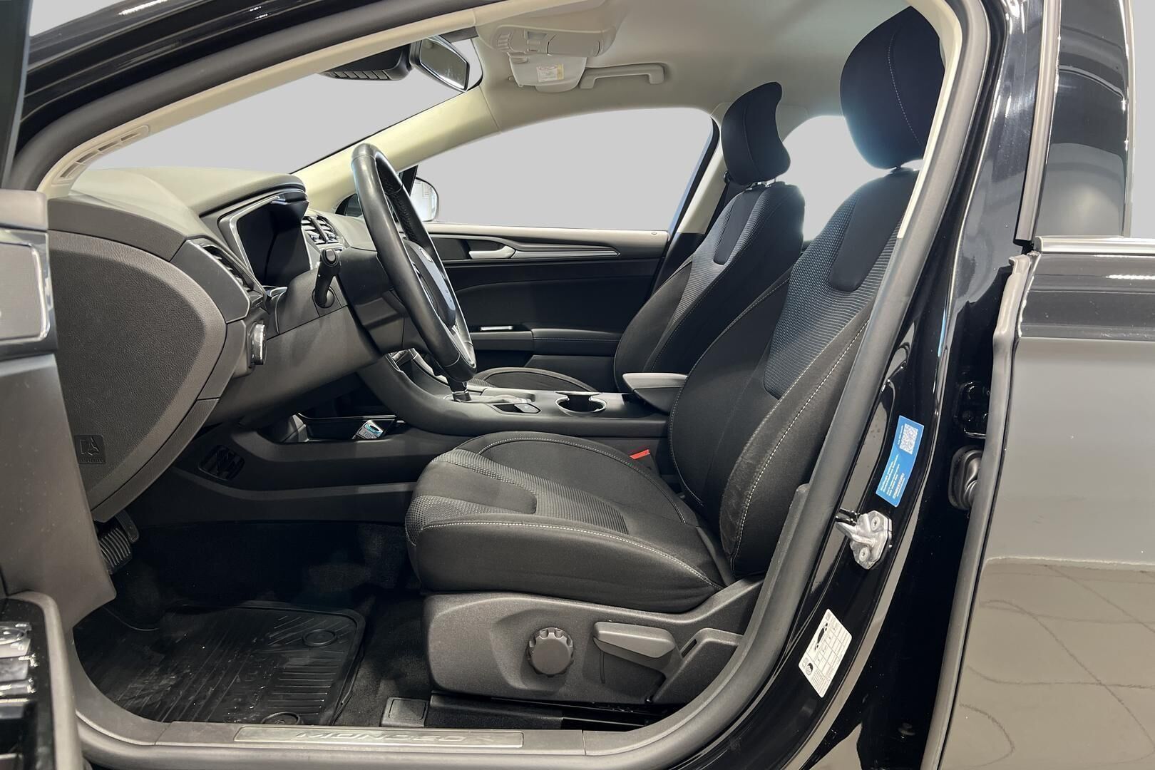 FORD Mondeo iso kuva 9