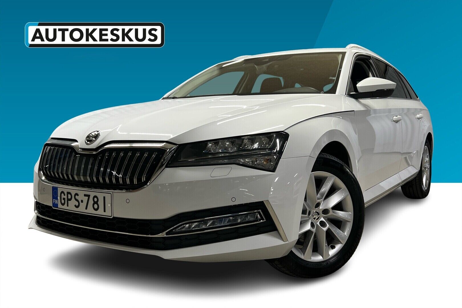 Skoda Superb iso kuva 0