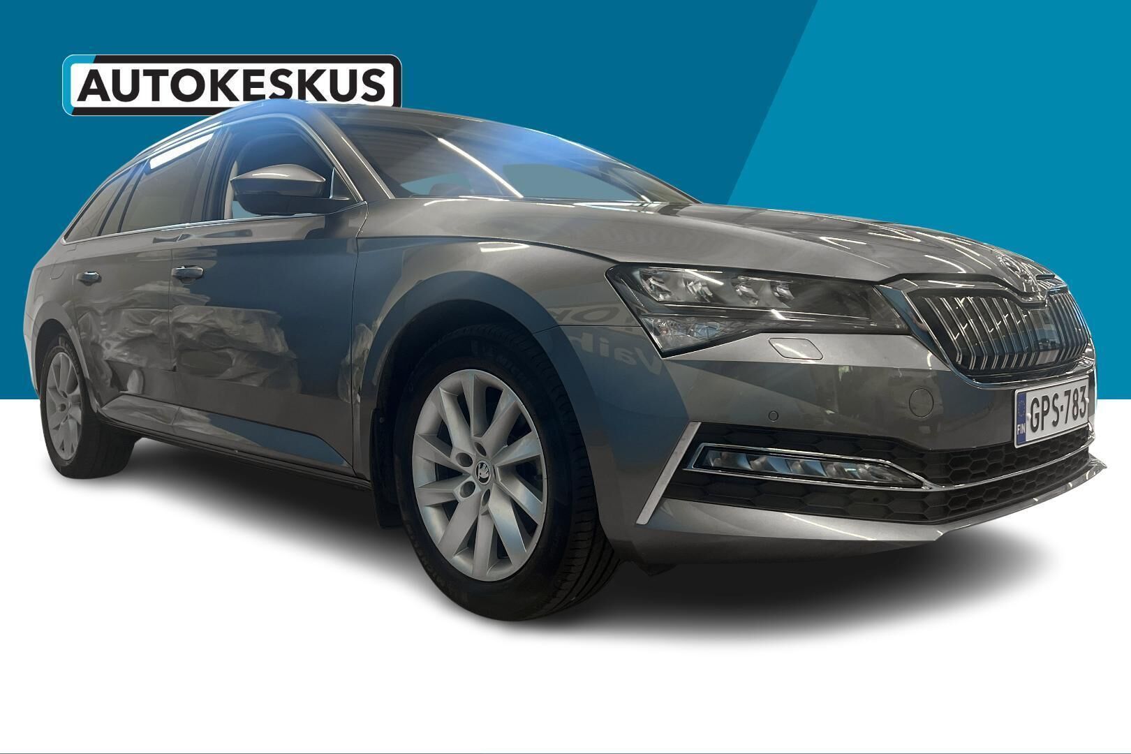 Skoda Superb iso kuva 5