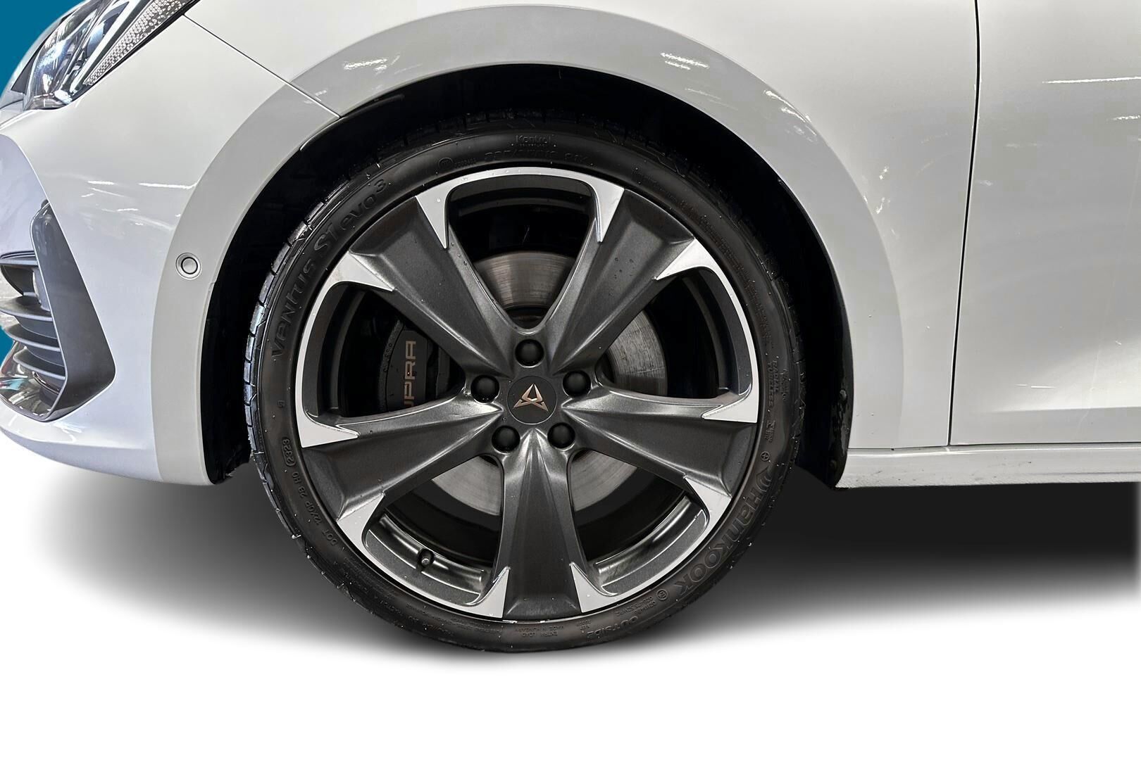 Cupra Leon Sportstourer iso kuva 10