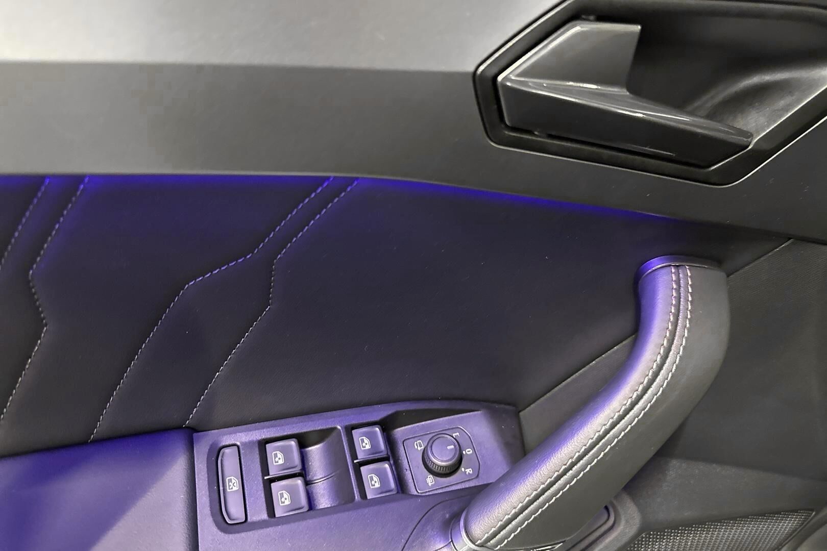 Cupra Leon Sportstourer iso kuva 24