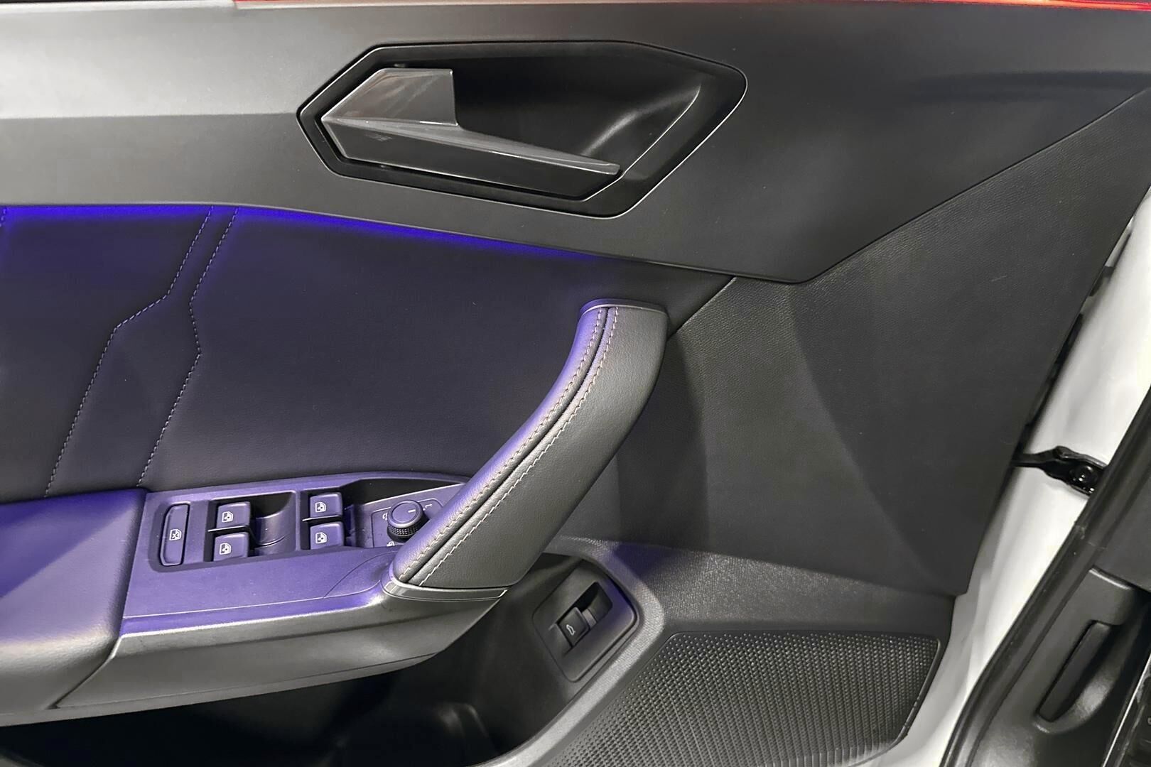 Cupra Leon Sportstourer iso kuva 25
