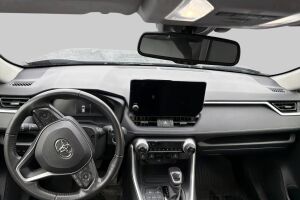 Toyota RAV4 esikatselu 1