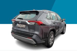 Toyota RAV4 esikatselu 3