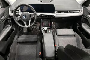 BMW X1 esikatselu 11