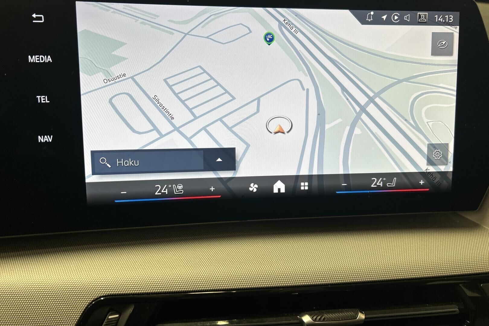 BMW X1 iso kuva 19