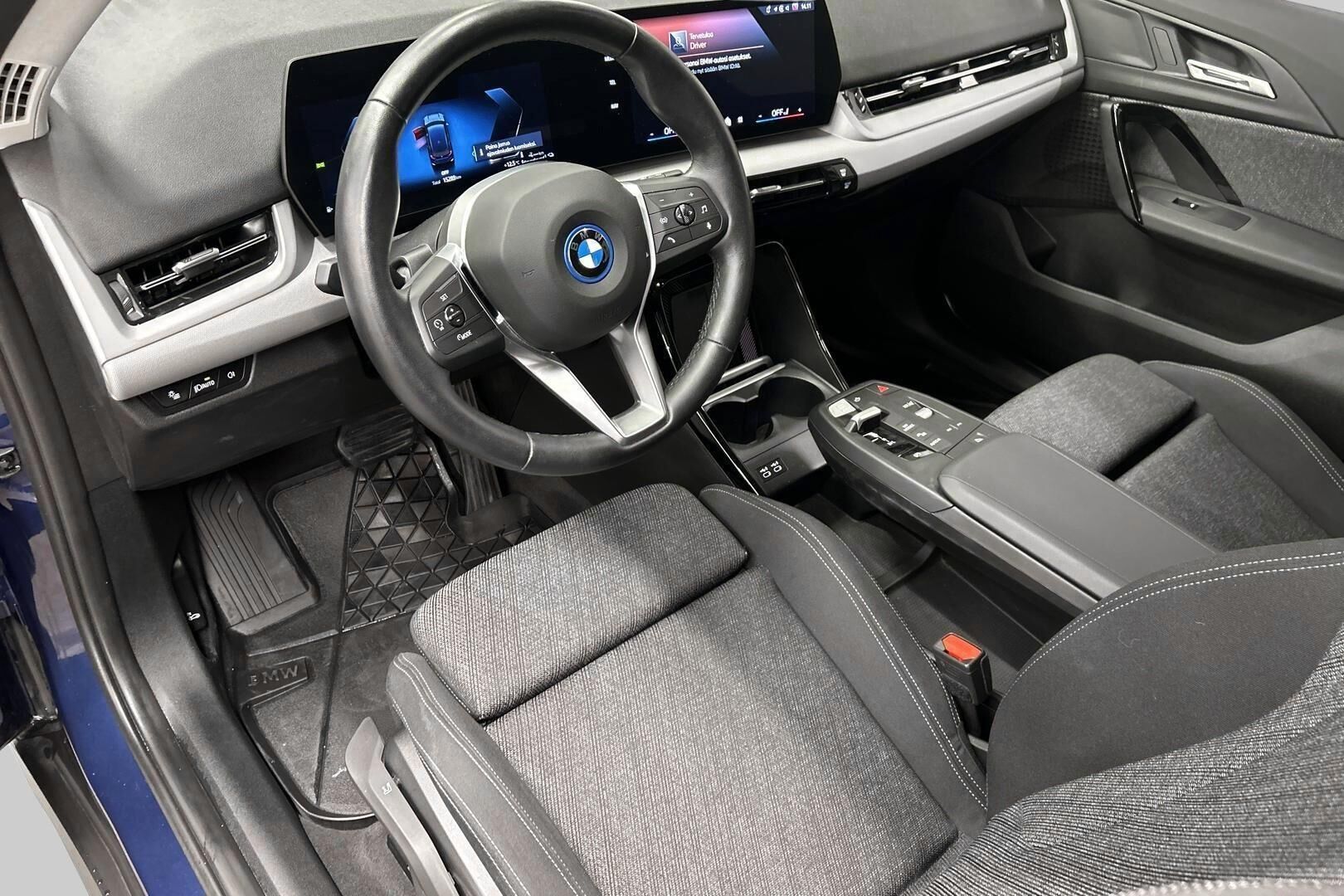 BMW X1 iso kuva 9