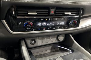Nissan X-Trail esikatselu 33