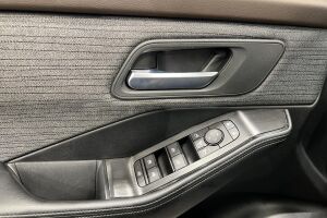 Nissan X-Trail esikatselu 36