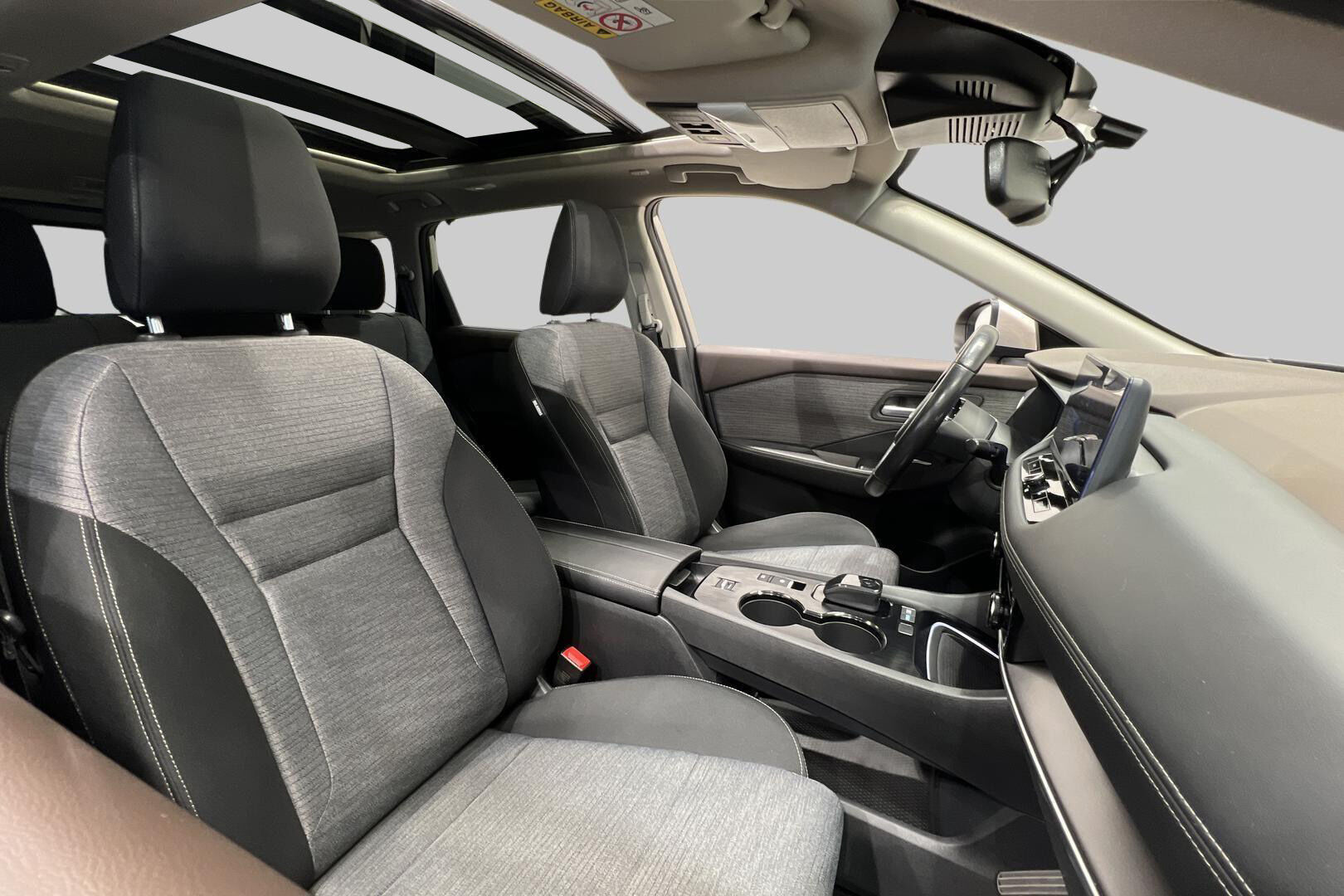 Nissan X-Trail iso kuva 21