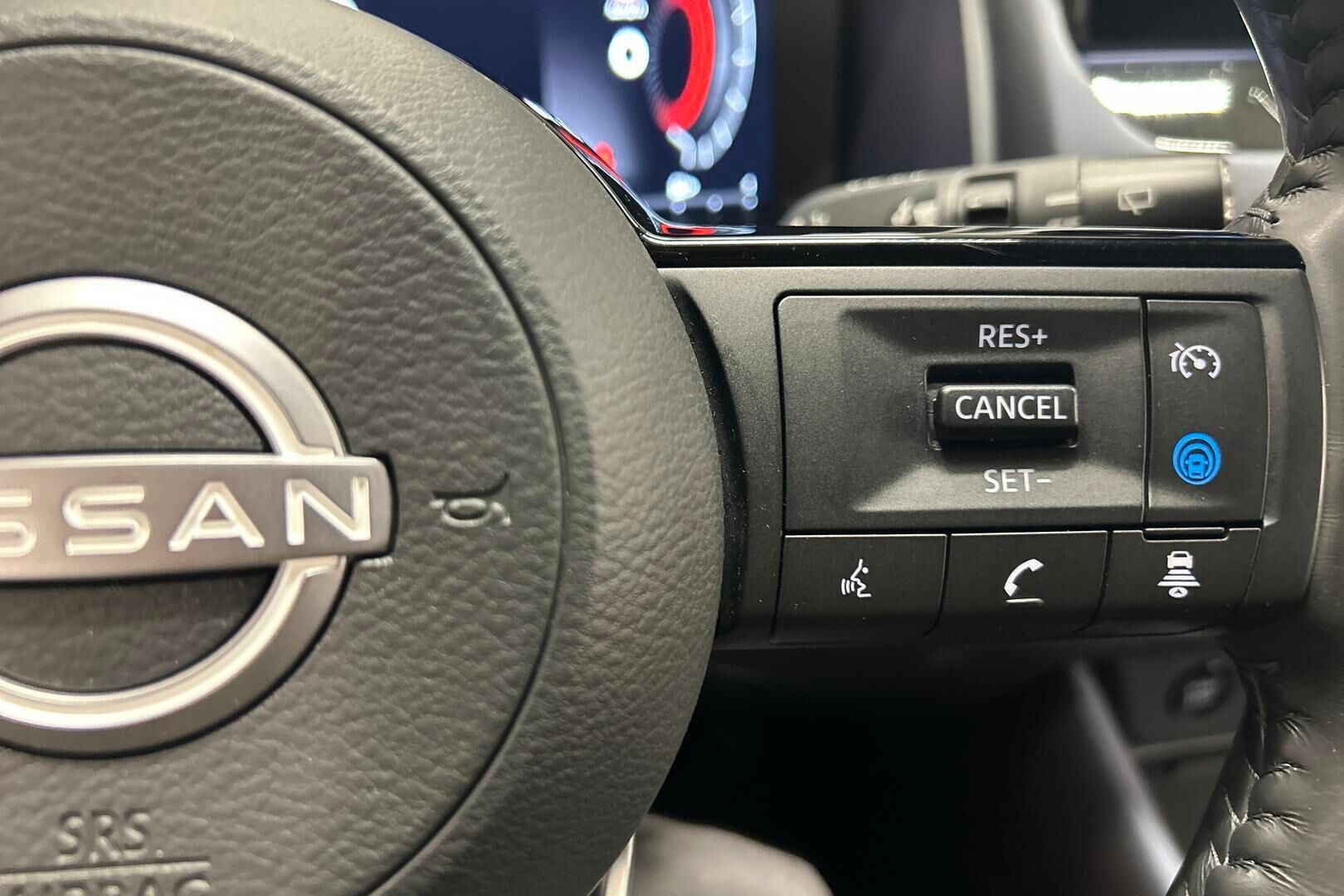 Nissan Qashqai iso kuva 17