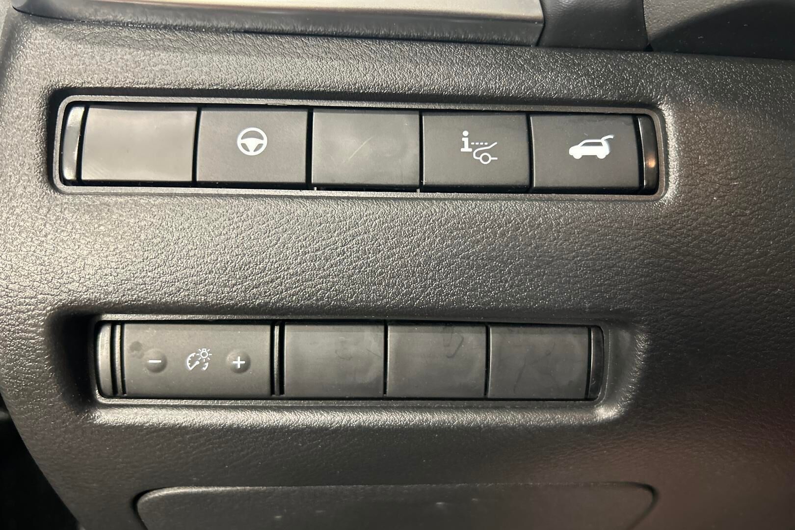 Nissan Qashqai iso kuva 19