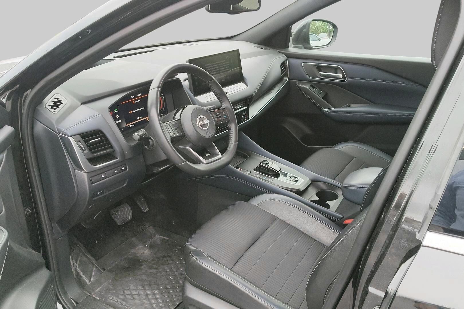 Nissan Qashqai iso kuva 2