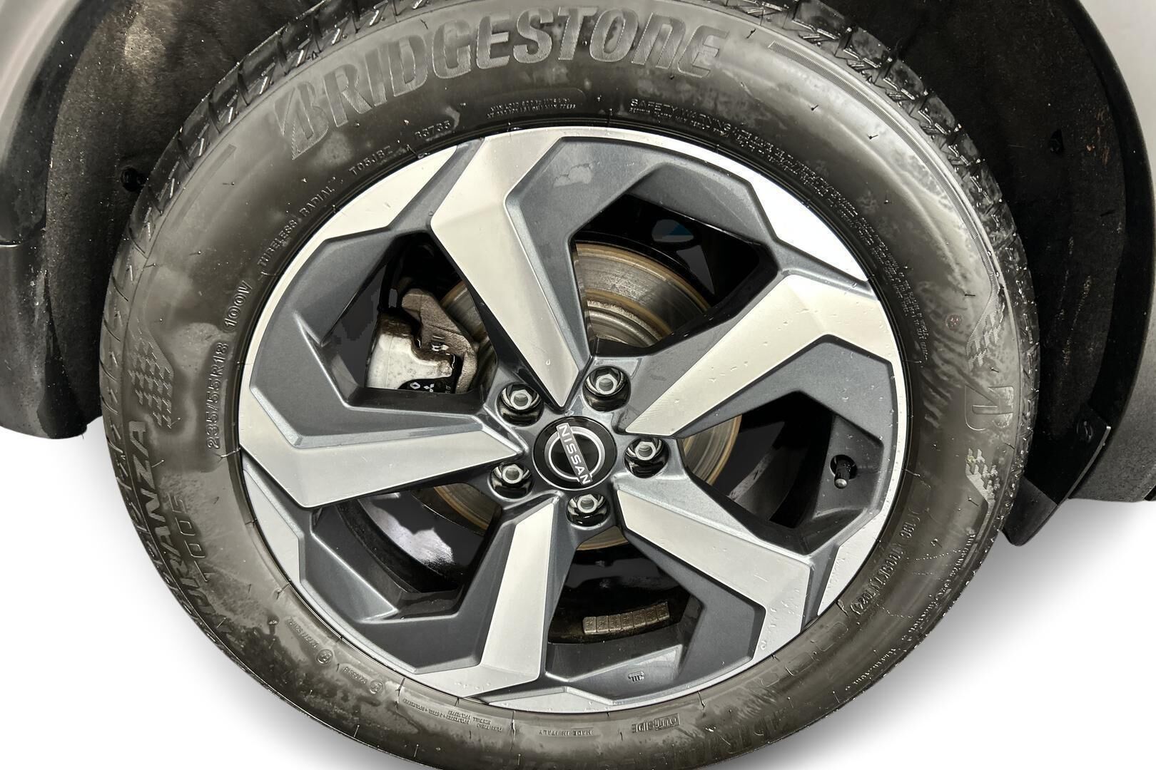Nissan Qashqai iso kuva 12