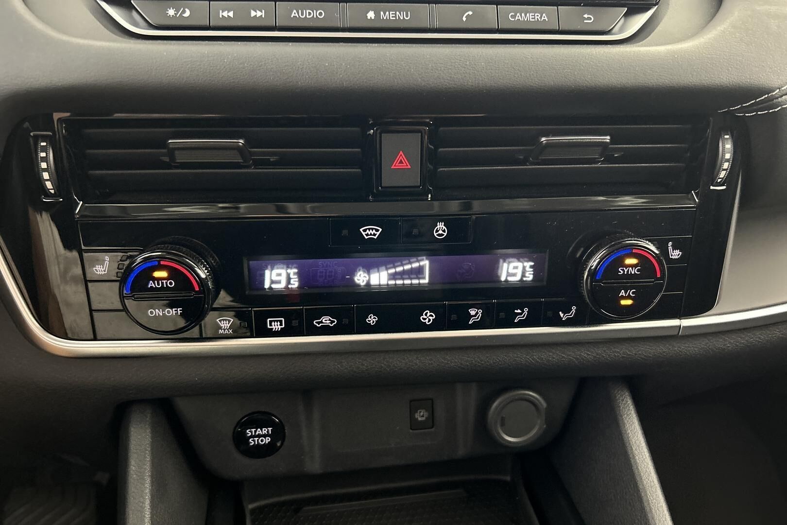 Nissan Qashqai iso kuva 18