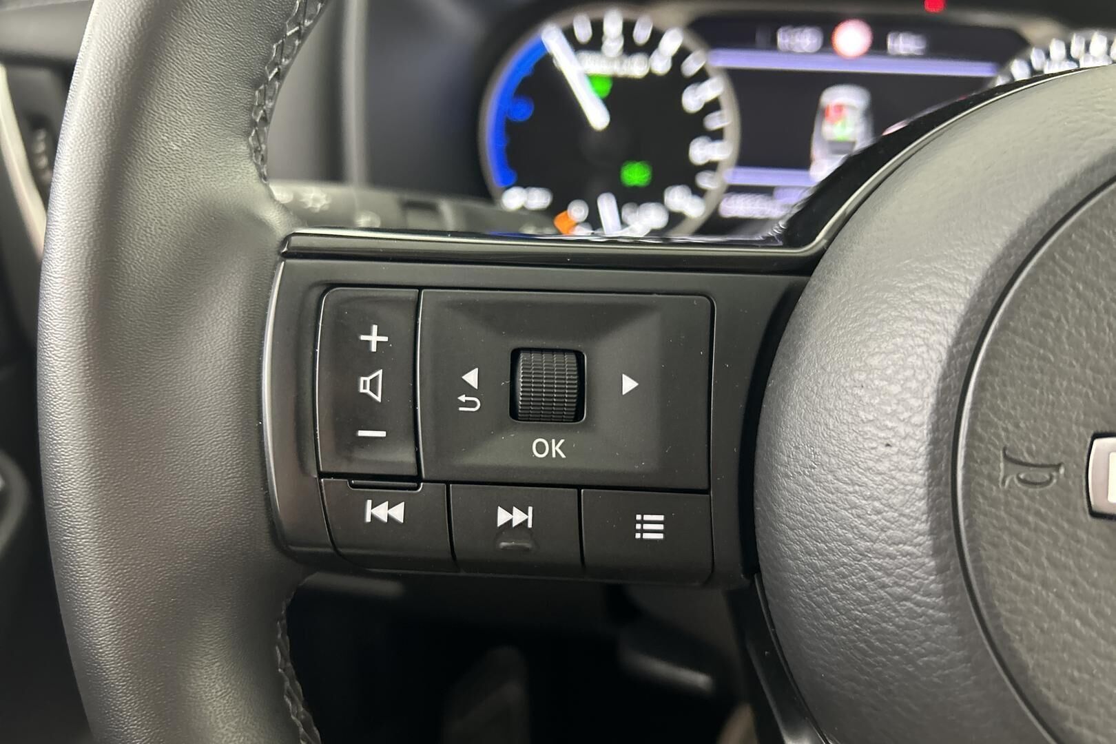 Nissan Qashqai iso kuva 22