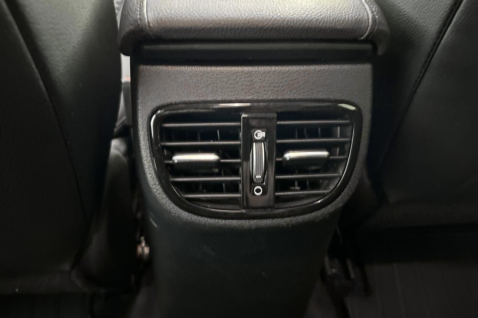 Kia XCeed iso kuva 27