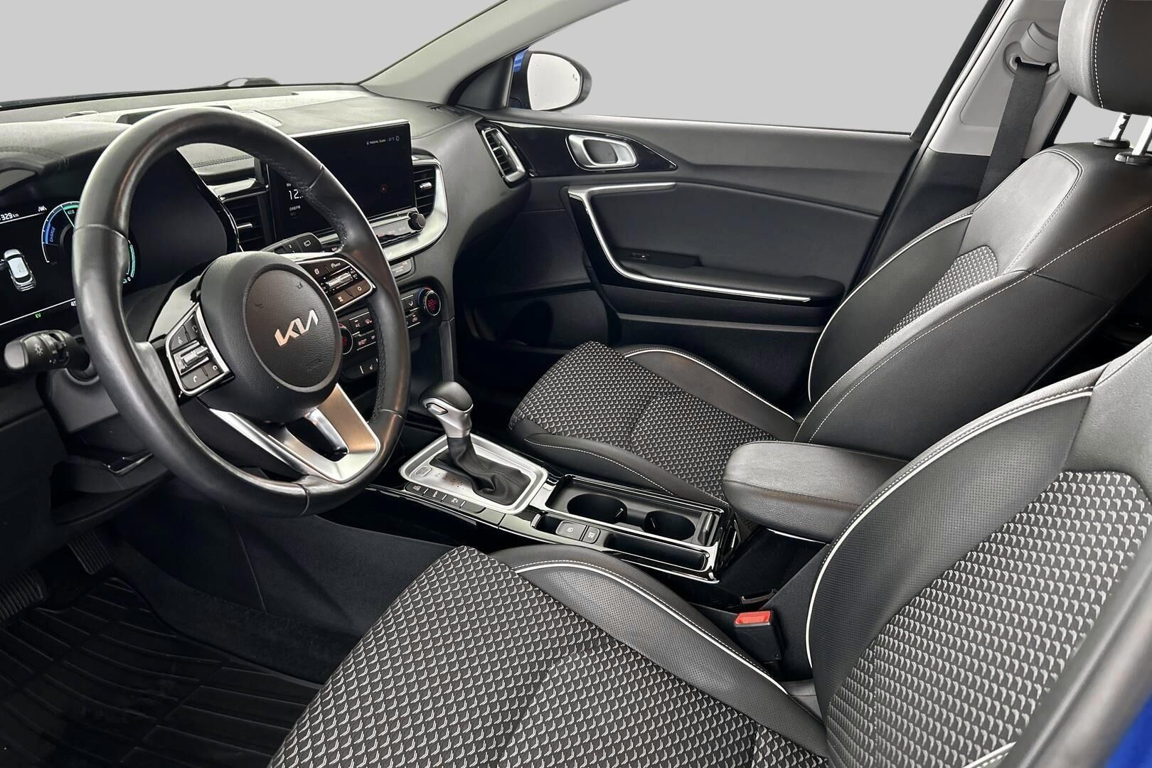 Kia XCeed iso kuva 8