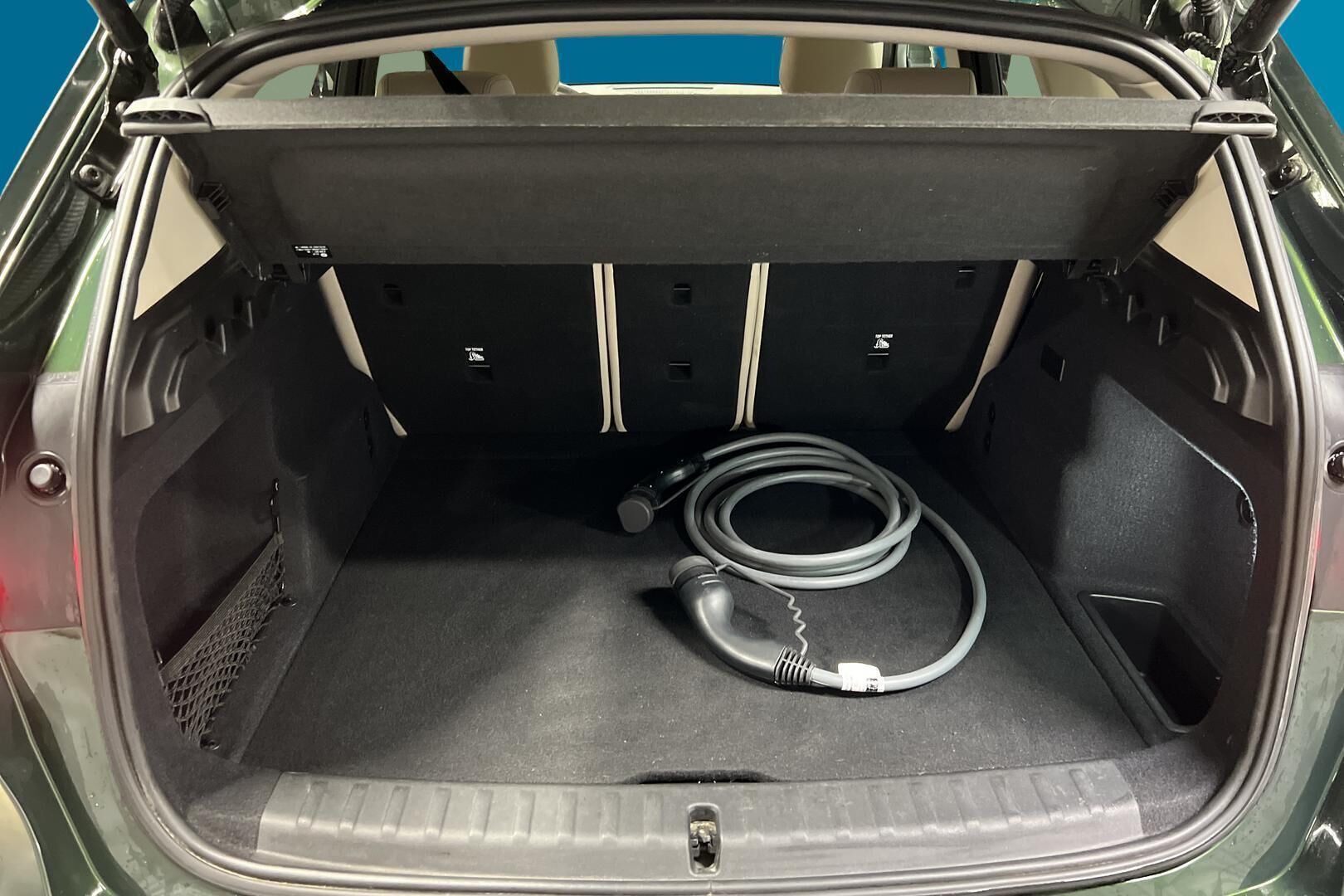 BMW X1 iso kuva 11