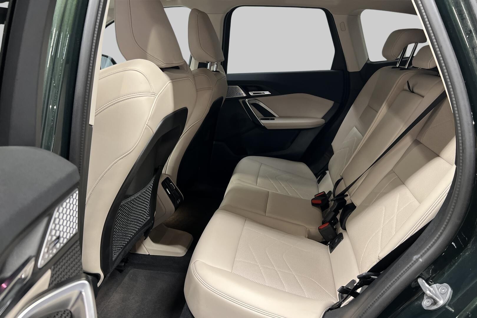 BMW X1 iso kuva 9