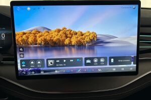 BYD Tang esikatselu 12