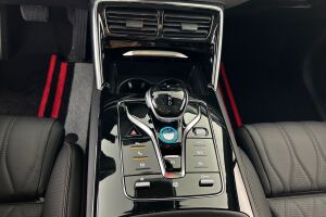 BYD Tang esikatselu 17