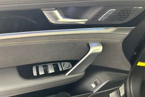 BYD Tang esikatselu 19