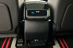 BYD Tang esikatselu 20