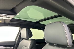 BYD Tang esikatselu 22