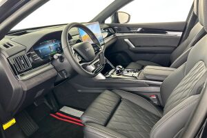 BYD Tang esikatselu 4