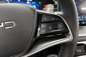 BYD Tang esikatselu 16