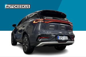 BYD Tang esikatselu 6