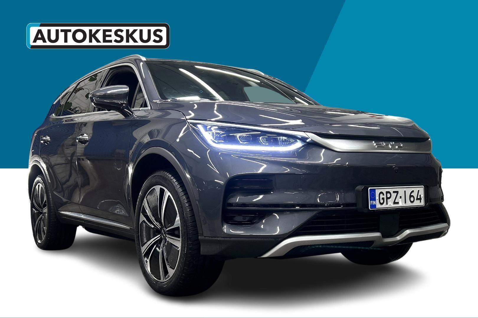 BYD TANG iso kuva 2