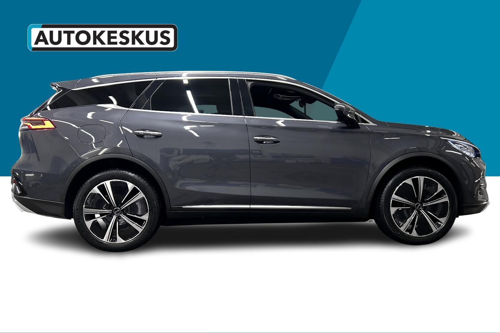 BYD TANG iso kuva 3