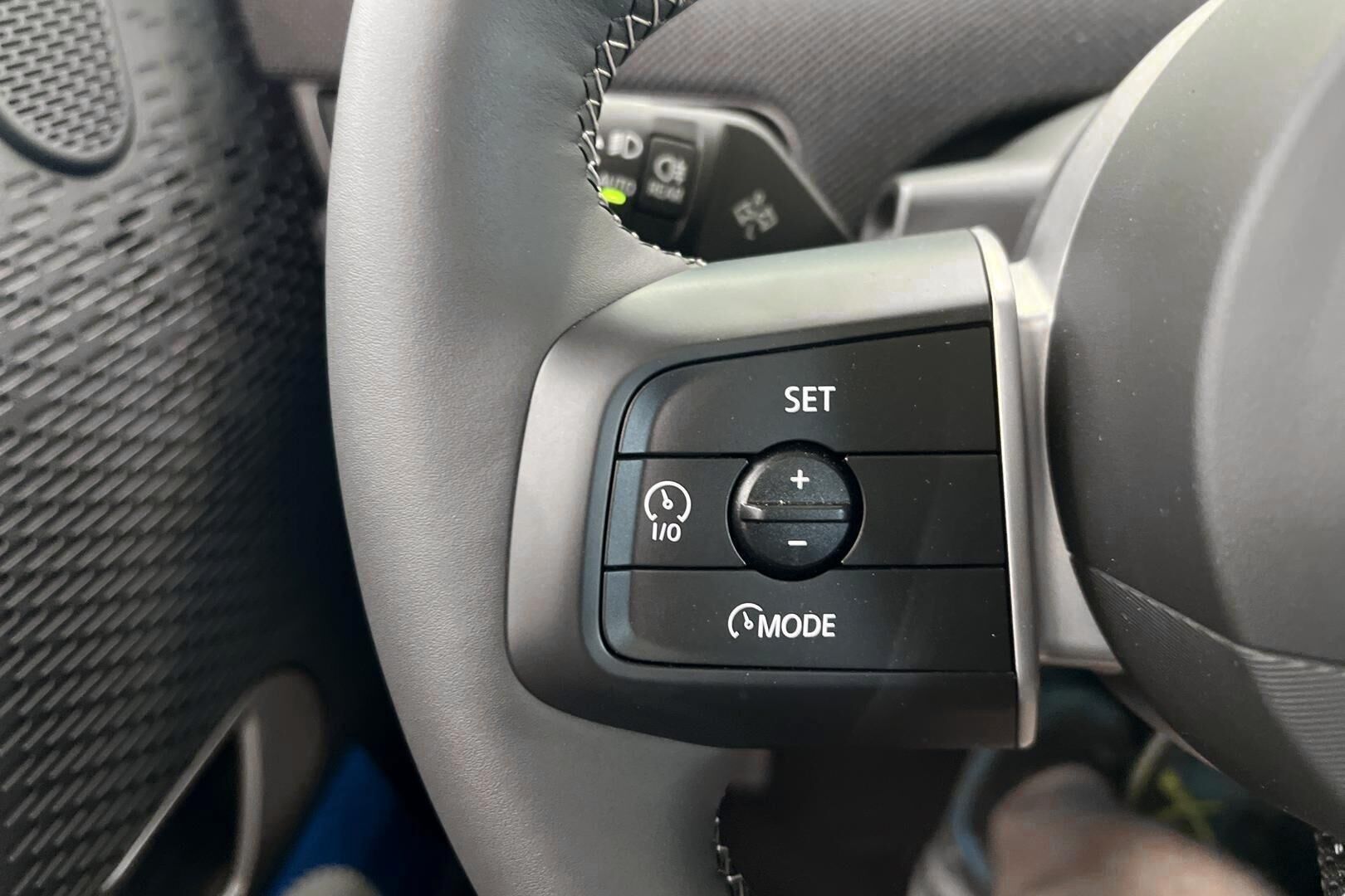 MINI COOPER SE iso kuva 17