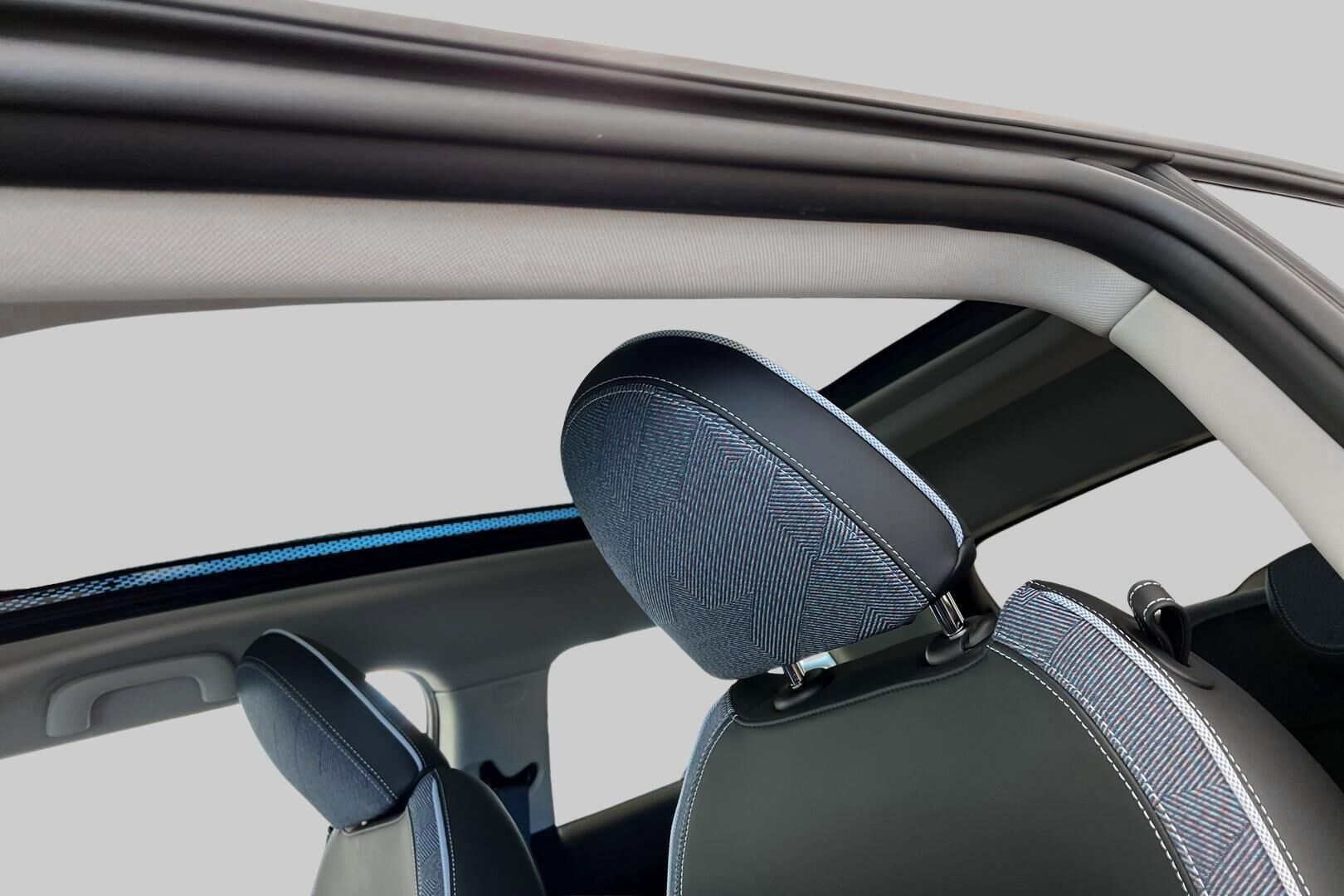 MINI COOPER SE iso kuva 20