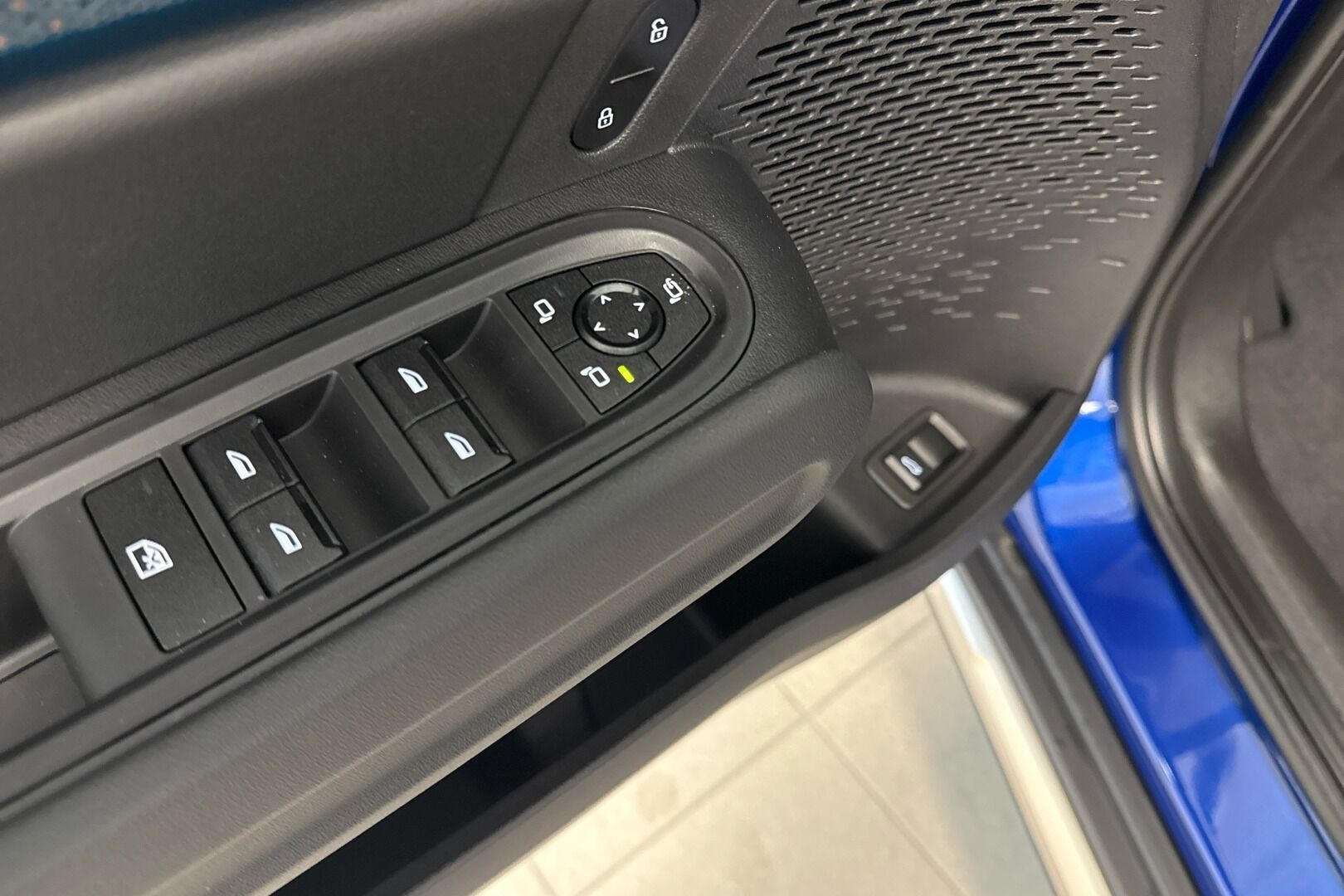 Mini Countryman iso kuva 18