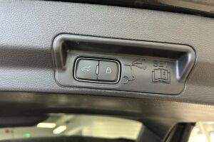 Ford Explorer esikatselu 15