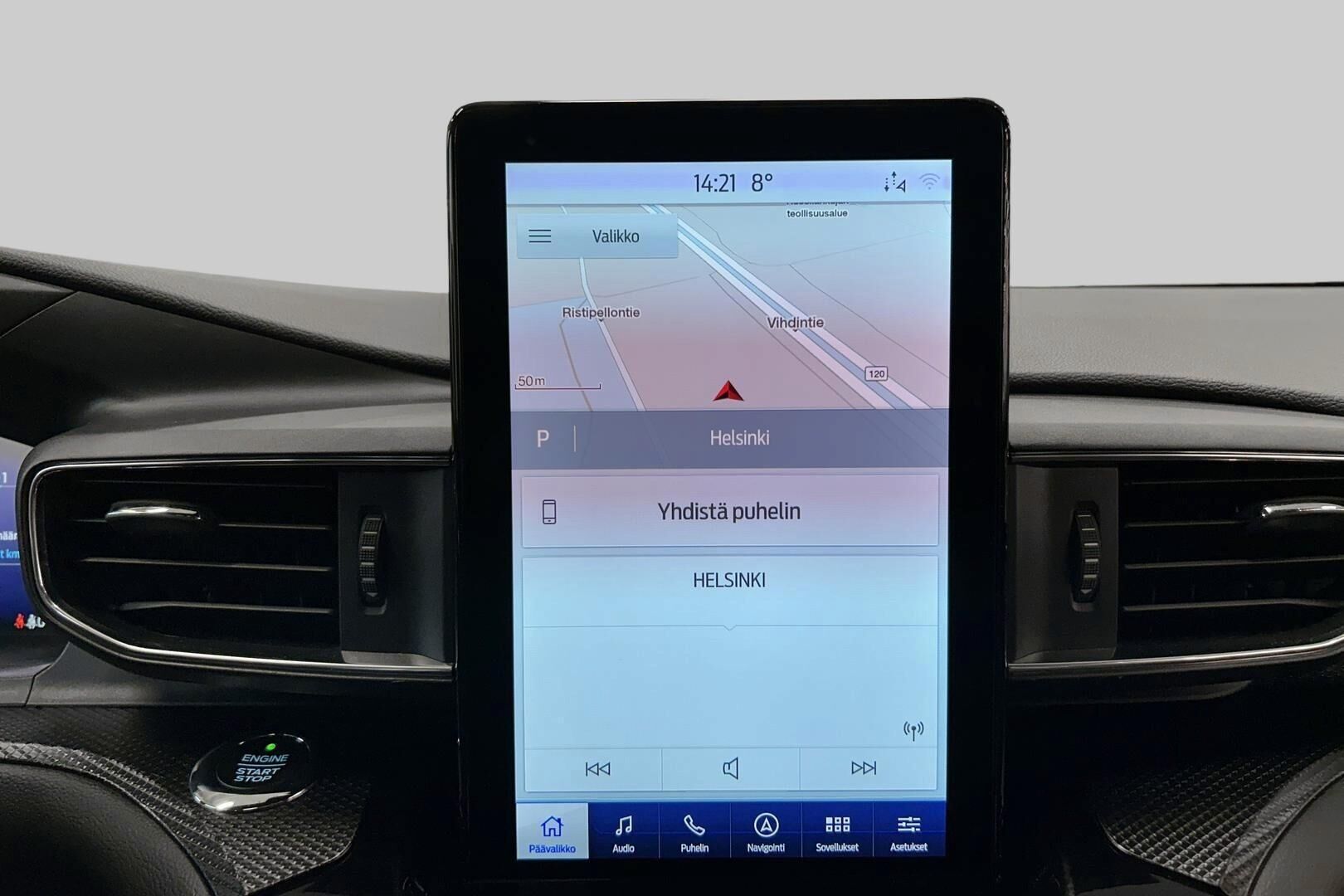 Ford Explorer iso kuva 26