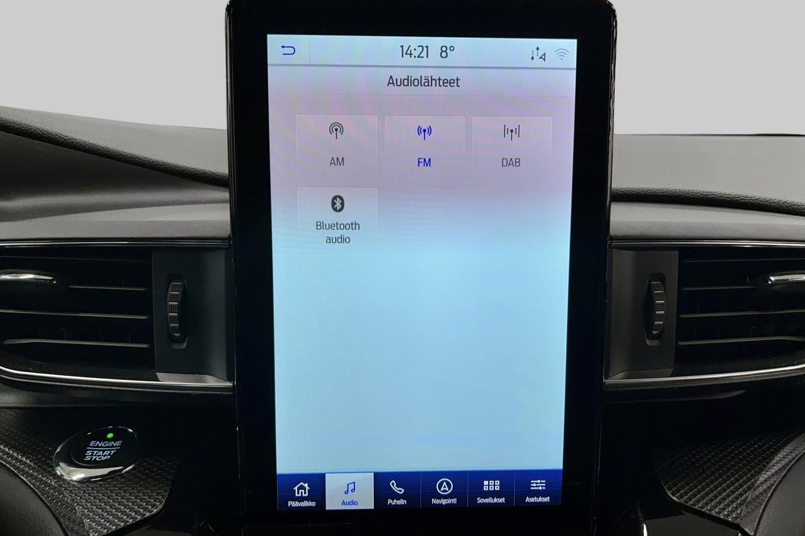 Ford Explorer iso kuva 28