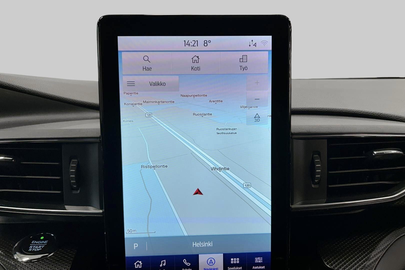 Ford Explorer iso kuva 30