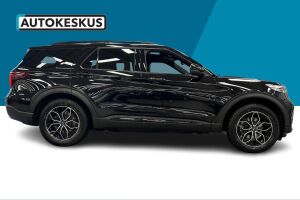 Ford Explorer esikatselu 4