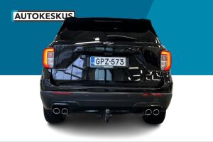 Ford Explorer esikatselu 6