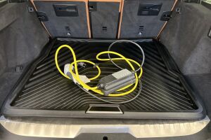 BMW 3-SARJA esikatselu 11