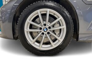 BMW 3-SARJA esikatselu 12