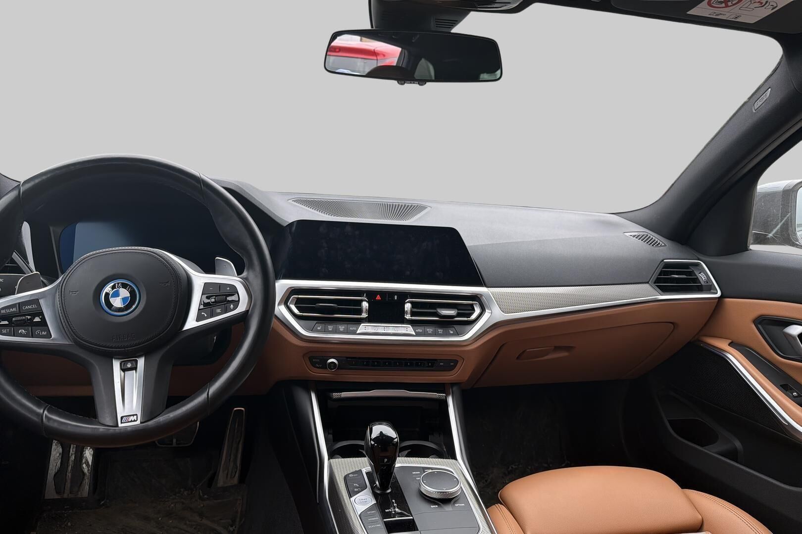 BMW 3-SARJA iso kuva 2