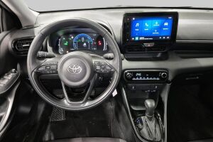 Toyota Yaris esikatselu 2