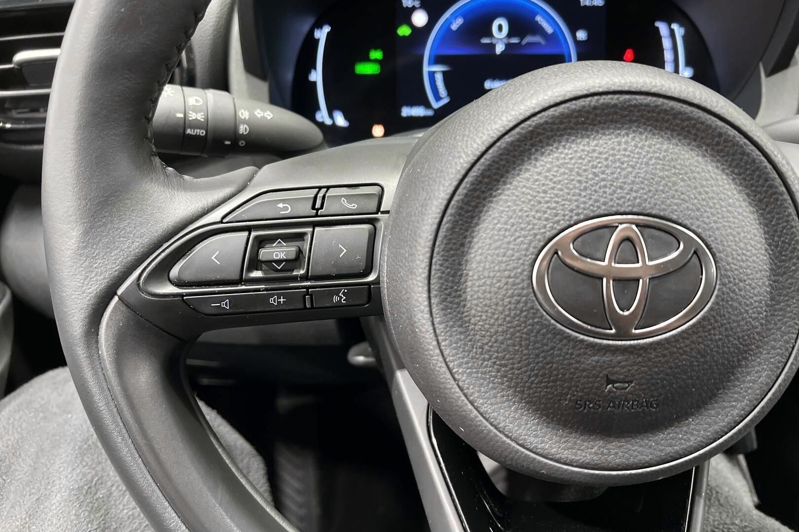 Toyota Yaris iso kuva 24